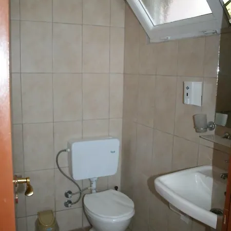 Hotel Alinda