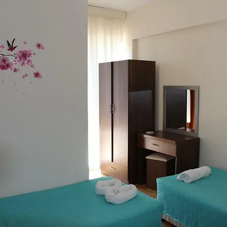 Hotel Alinda *