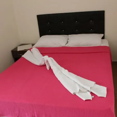 Alinda Hotel *