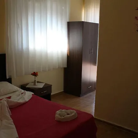 Hotel Alinda *